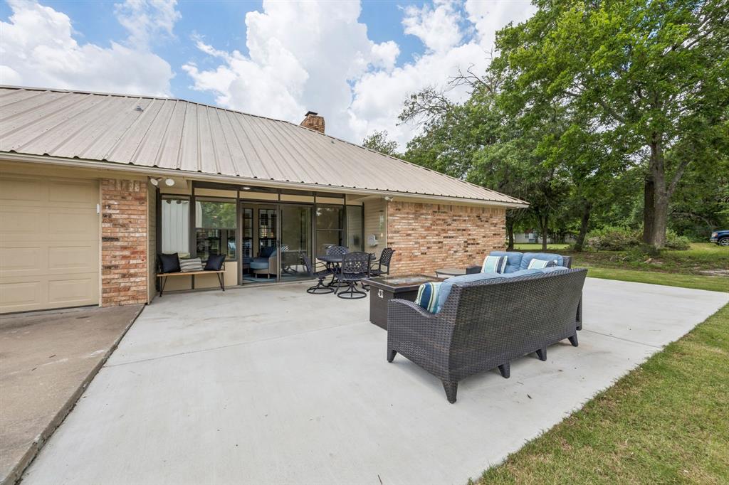 807 E State Highway 11