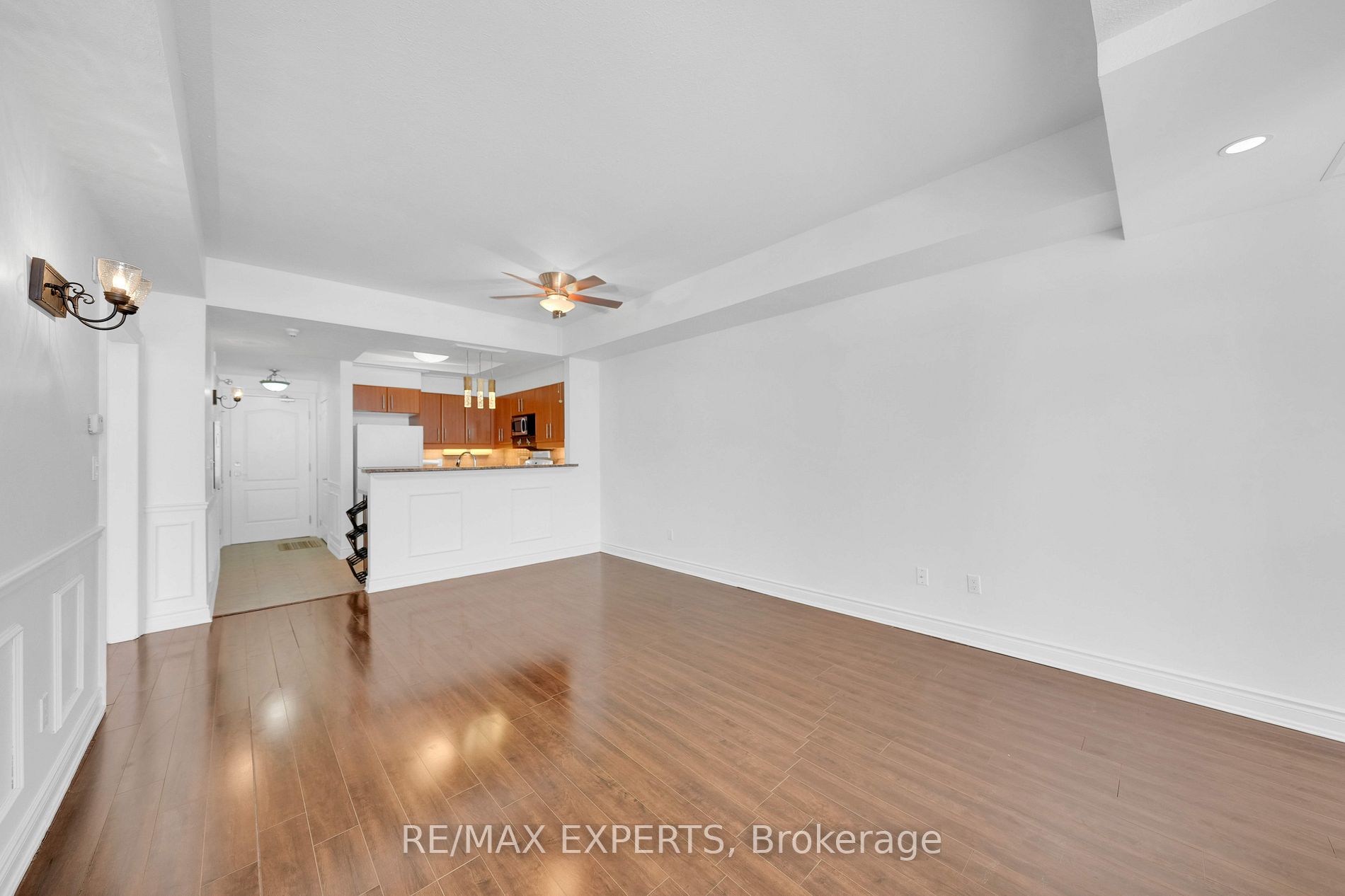 78 Sunset Blvd 108