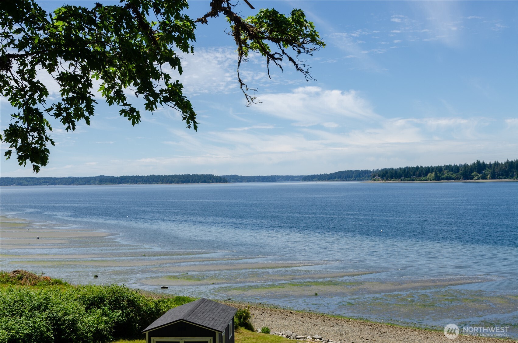 7504 Crescent Beach Road NW