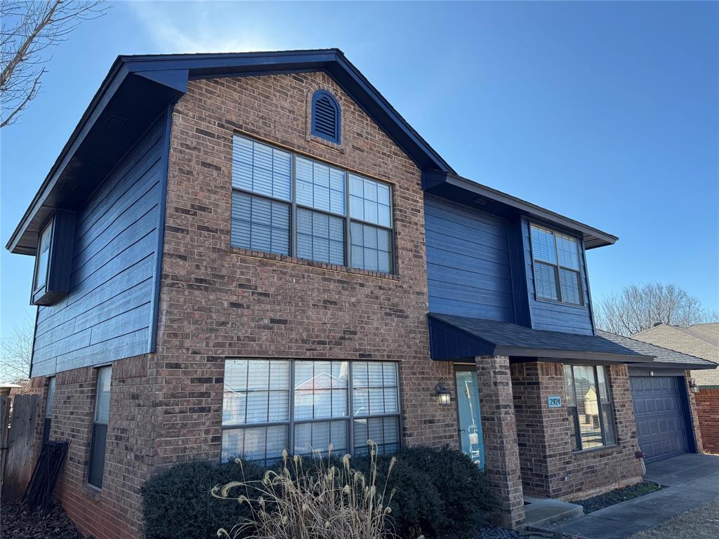 ** AVAILABLE JUNE 1, 2026 ** Located in Royal Oaks Addition at the end of a cul-de-sac just steps from the neighborhood park with lake and walking trails, this two story, three bed, two and a half bath home has been completely renovated top to bottom. Downstairs, you will find an open living room, dining room and kitchen perfect for entertaining. Formal dining space can be also used for an office or playroom. A half bath is also downstairs. Upstairs, there is a large primary bedroom and on-suite bath, two large secondary bedrooms and a second full bath. Lots of storage both in and outside this home with lots of closet space, an oversized garage and storage shed in the back. Pets are welcome and accepted on a case-by-case basis. Refrigerator, washer, and dryer included! Owner/Broker