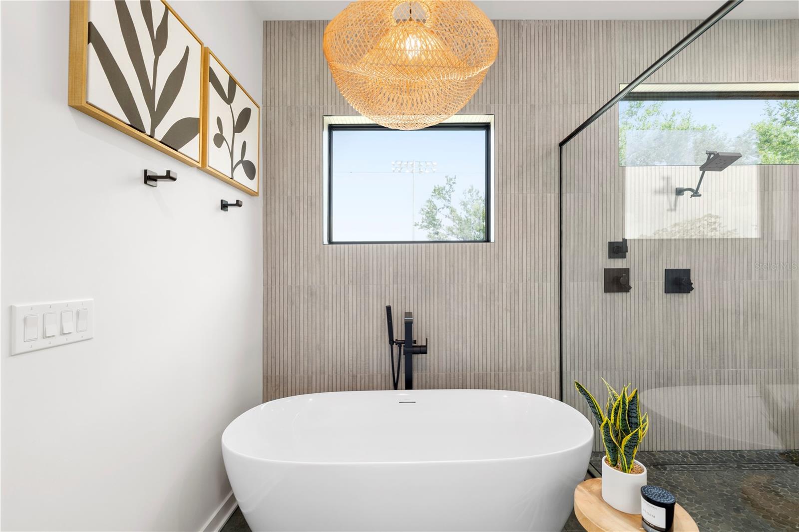 4709 W Estrella Street