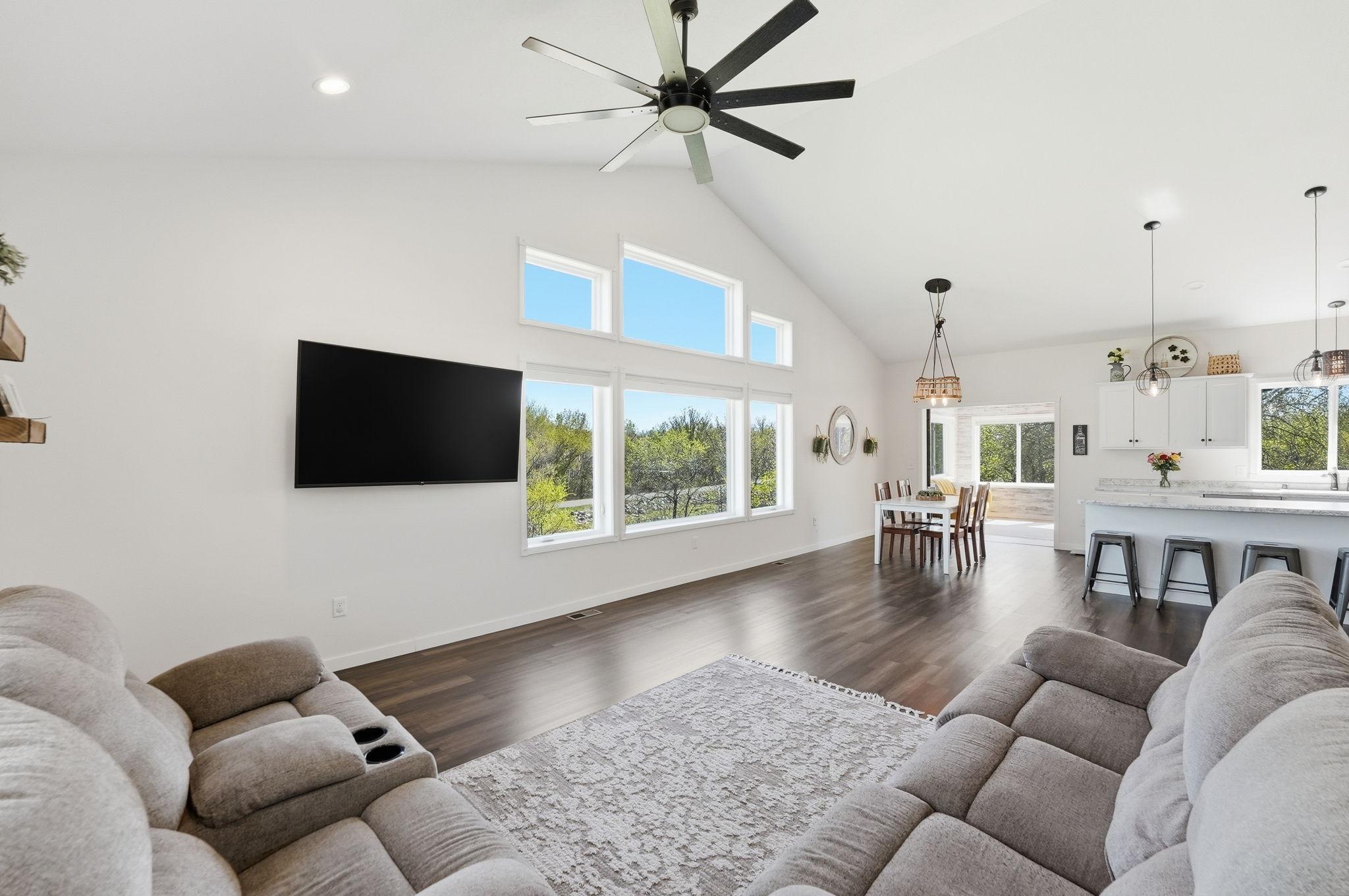 10640 Raven Loop NE