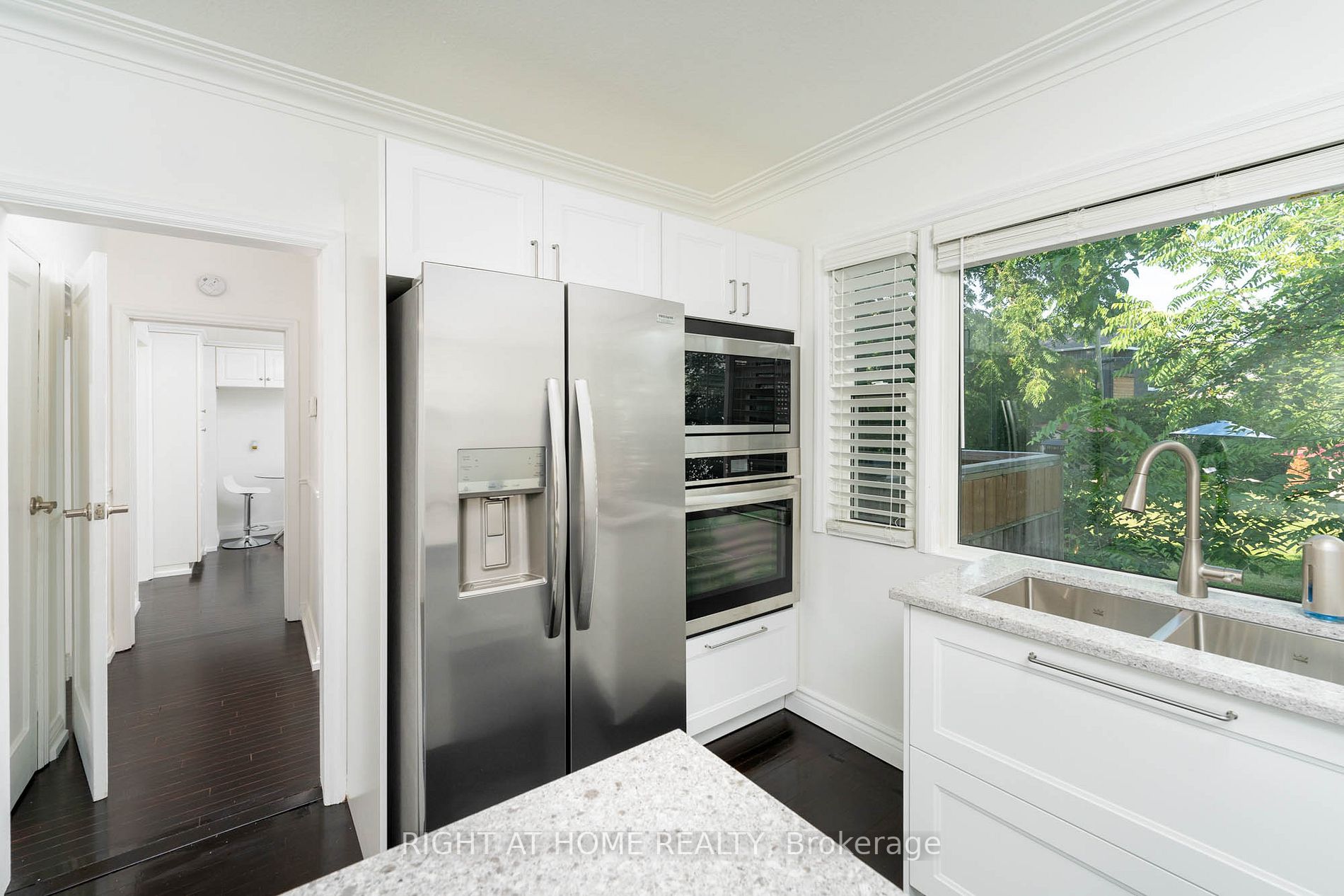 105 Glenridge Ave