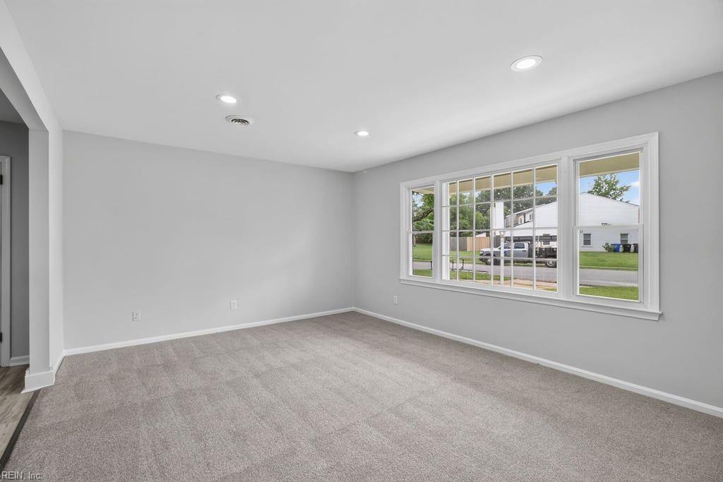 5309 Leesburg Drive