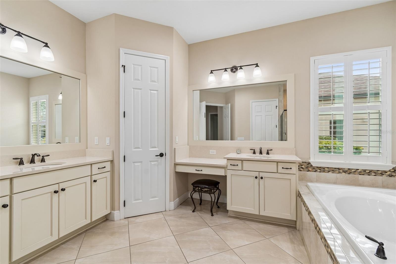 12601 Eagles Entry Drive