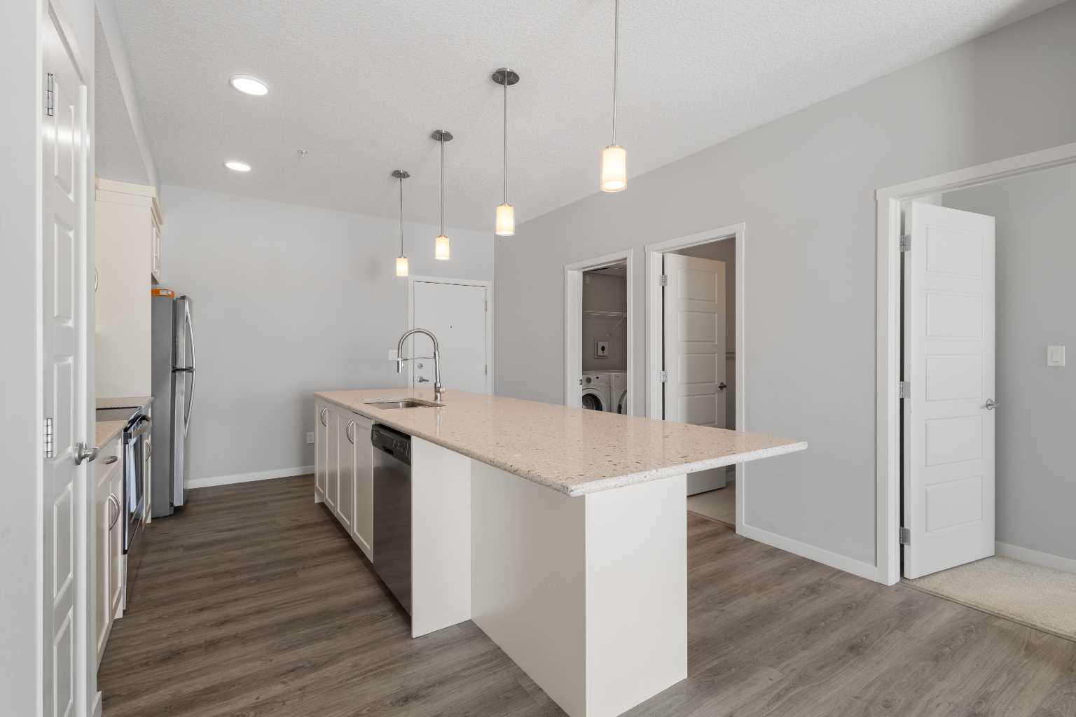 20 Seton Park SE 305