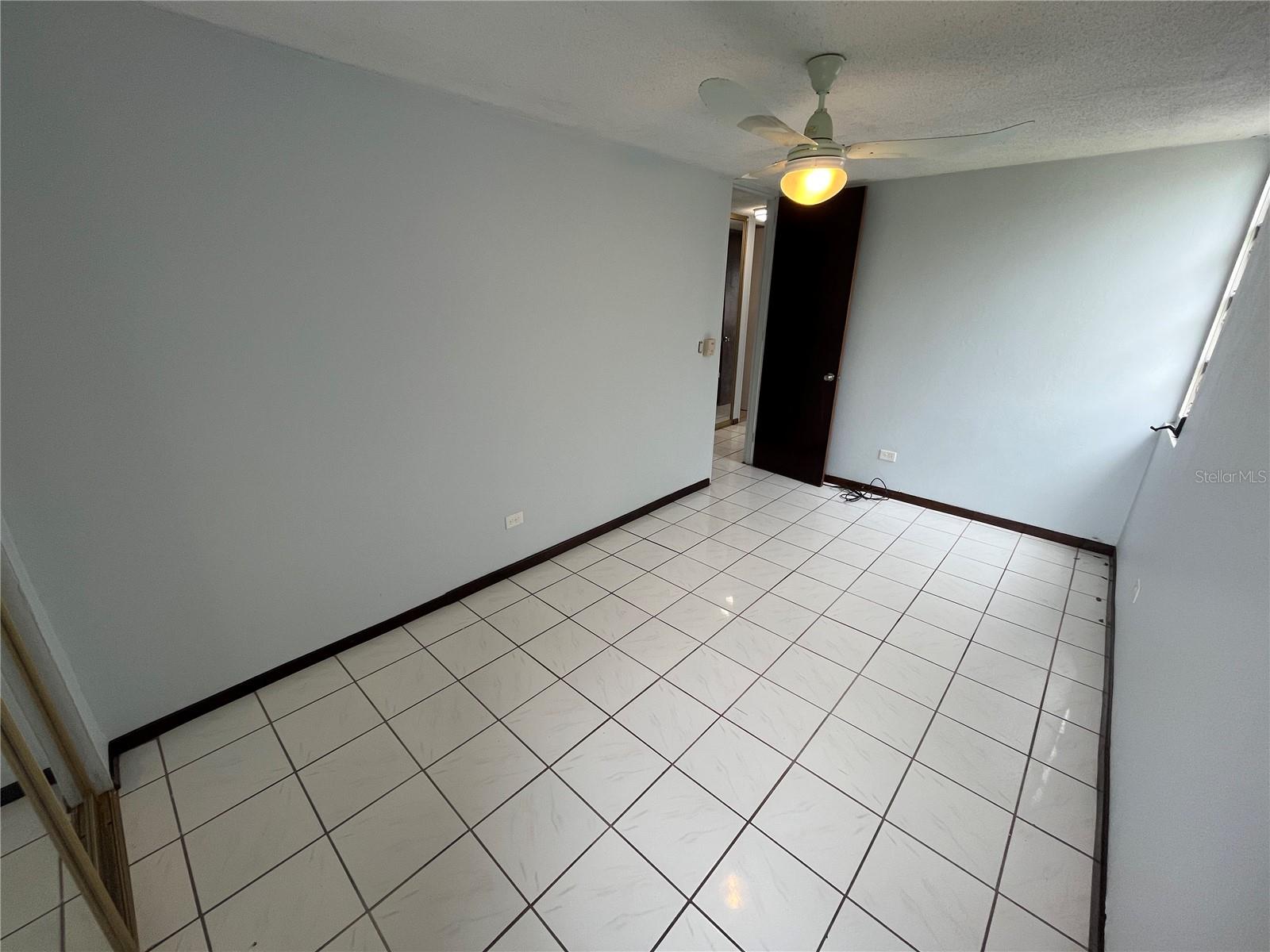5 Ave Laguna 5c