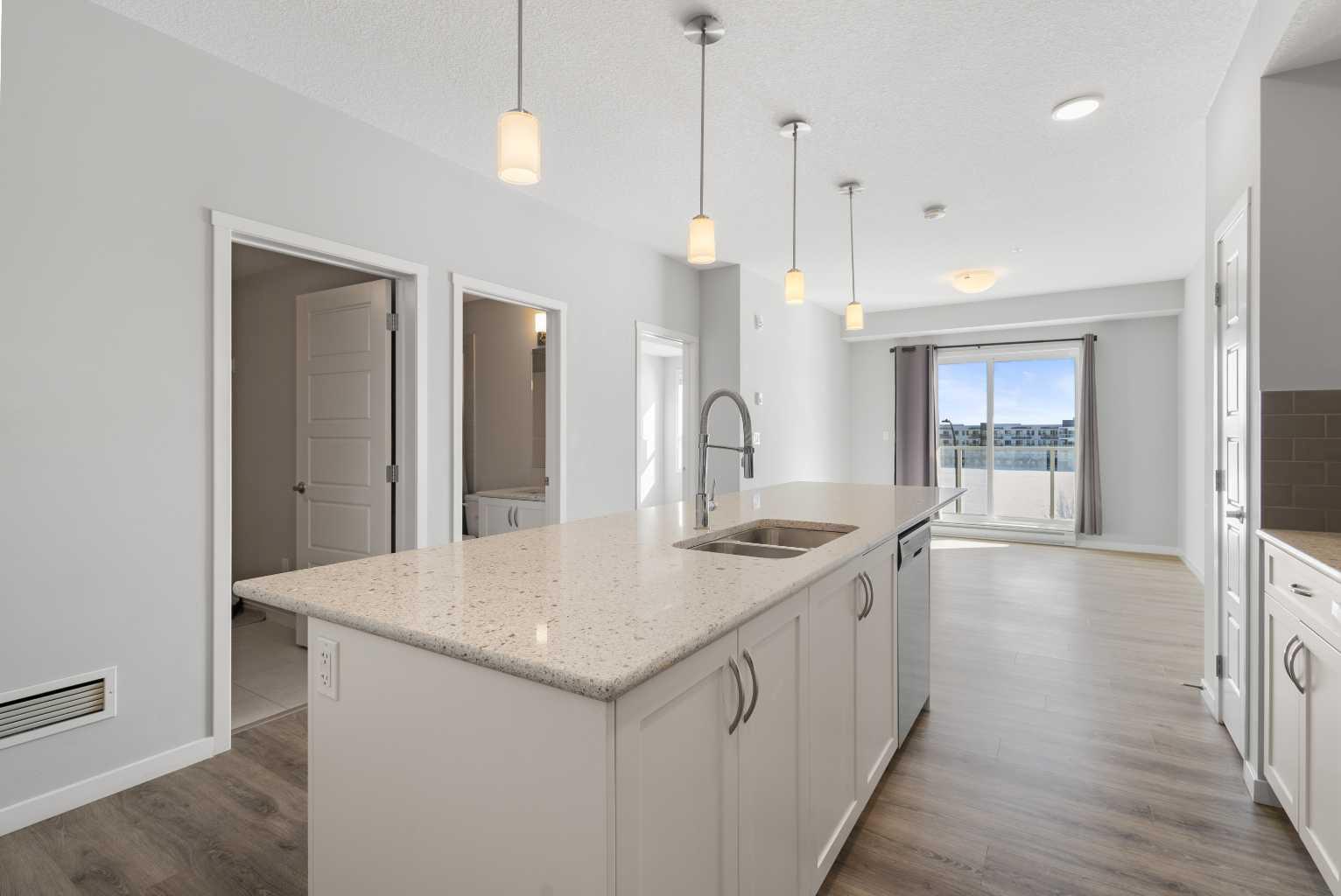 20 Seton Park SE 305