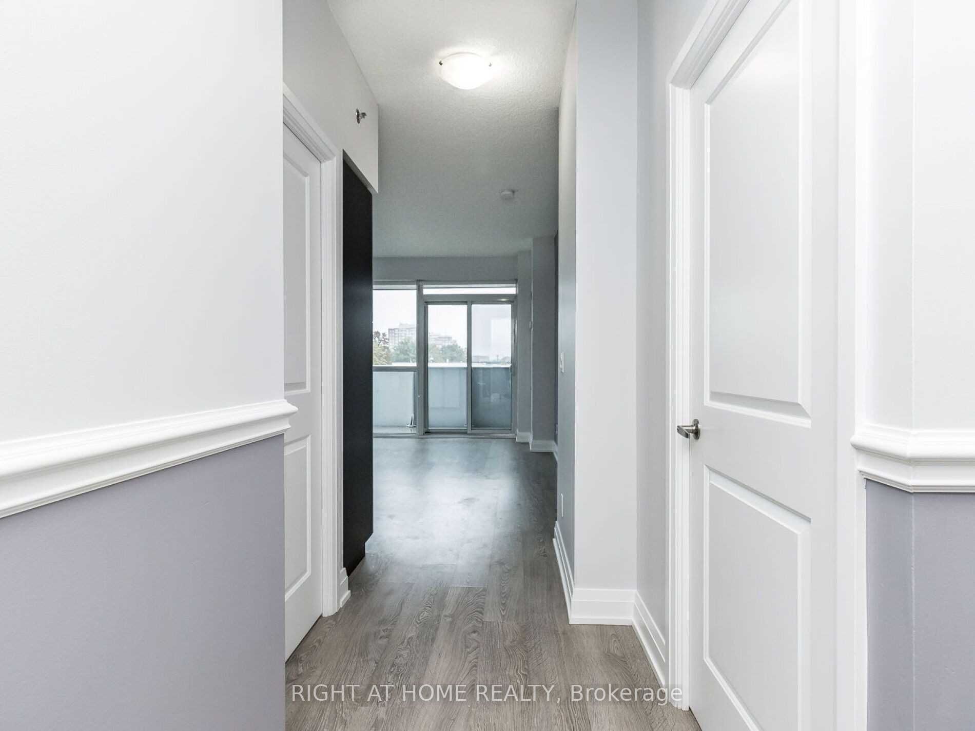 65 Speers Rd 203