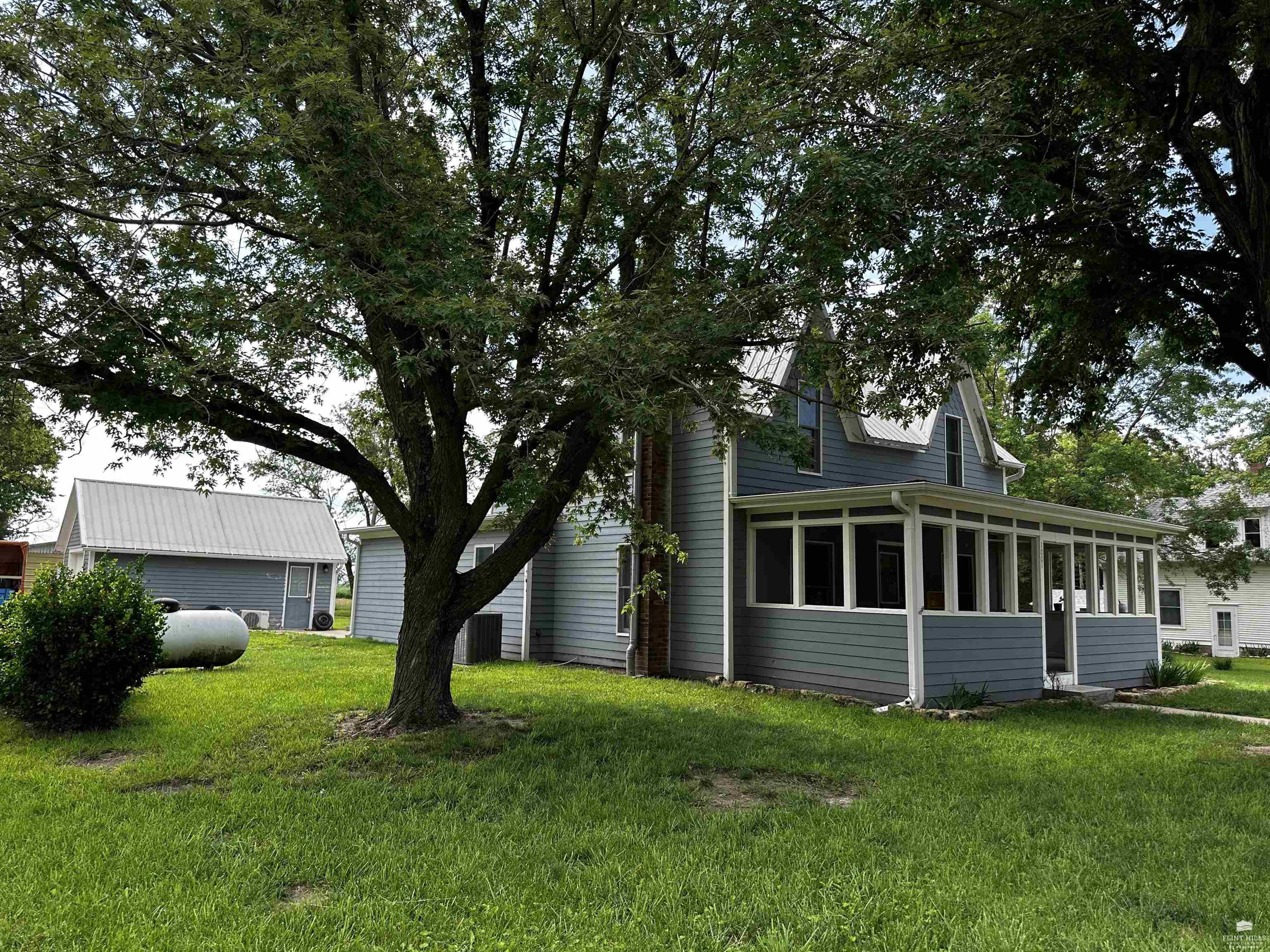 1001 Highland Street