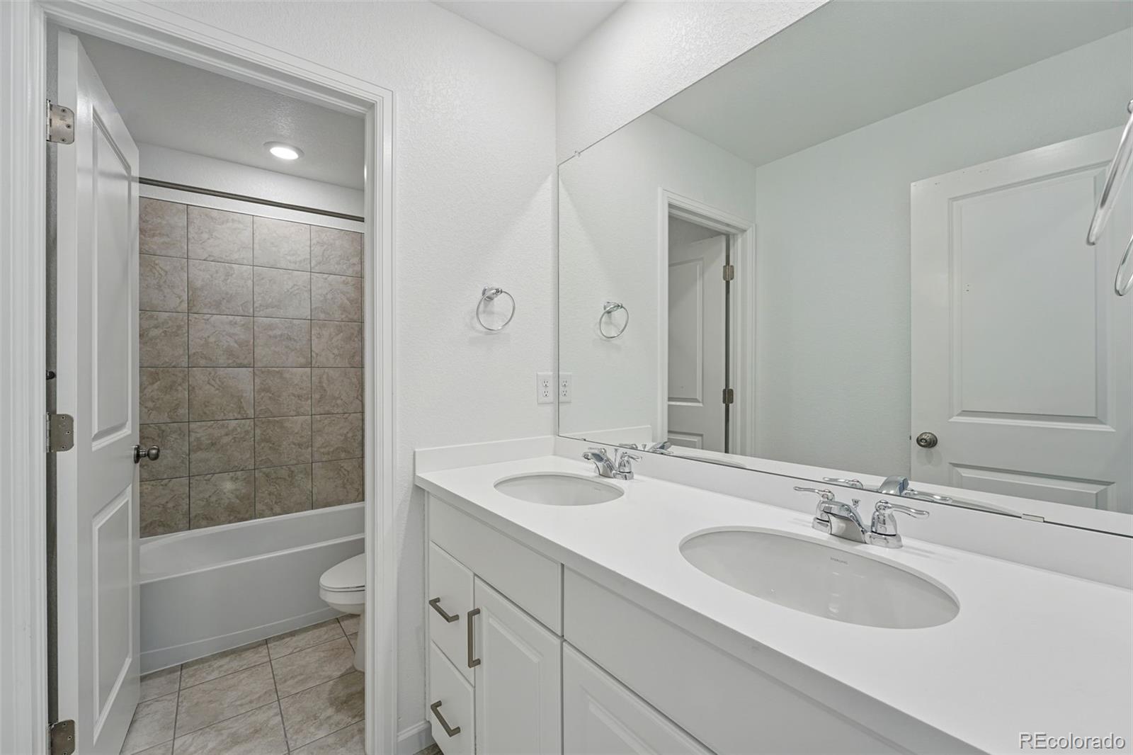8840 Whiteclover Street