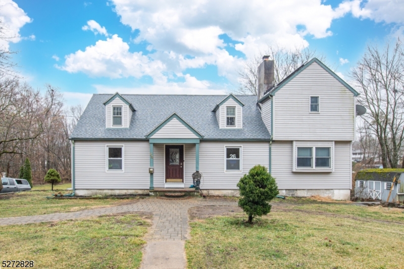 26 Swartswood Rd, Newton Town, NJ