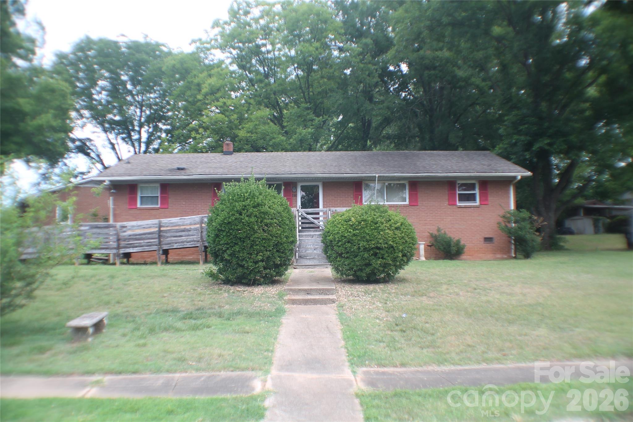 The Exclusive, College Town of Davison NC and this Richly Historic Community of Lakeside Park,Presents' to You, this this Rare Diamond in the Rough!This Jewel is a full brick, Four(4) bedroom traditional Ranch HOME, Nestled on a Large corner lot waiting for your personal touch!A Beautiful Home that includes a Formal Dining, utility/mudroom, full size bathroom, Den/Living Room, Traditional kitchen designed for Family gatherings!A Home teaming with potential!This Was Once owned by the Matriarch and pillar of the community, Annie Mildred Lowery of whom streets of Davison are named!Come and join us for a Small Town Cultural experience!Restaurants, Dining, Walks along the park and did I mention it is just minutes fromDavidson College and LAKE NORMAN!
