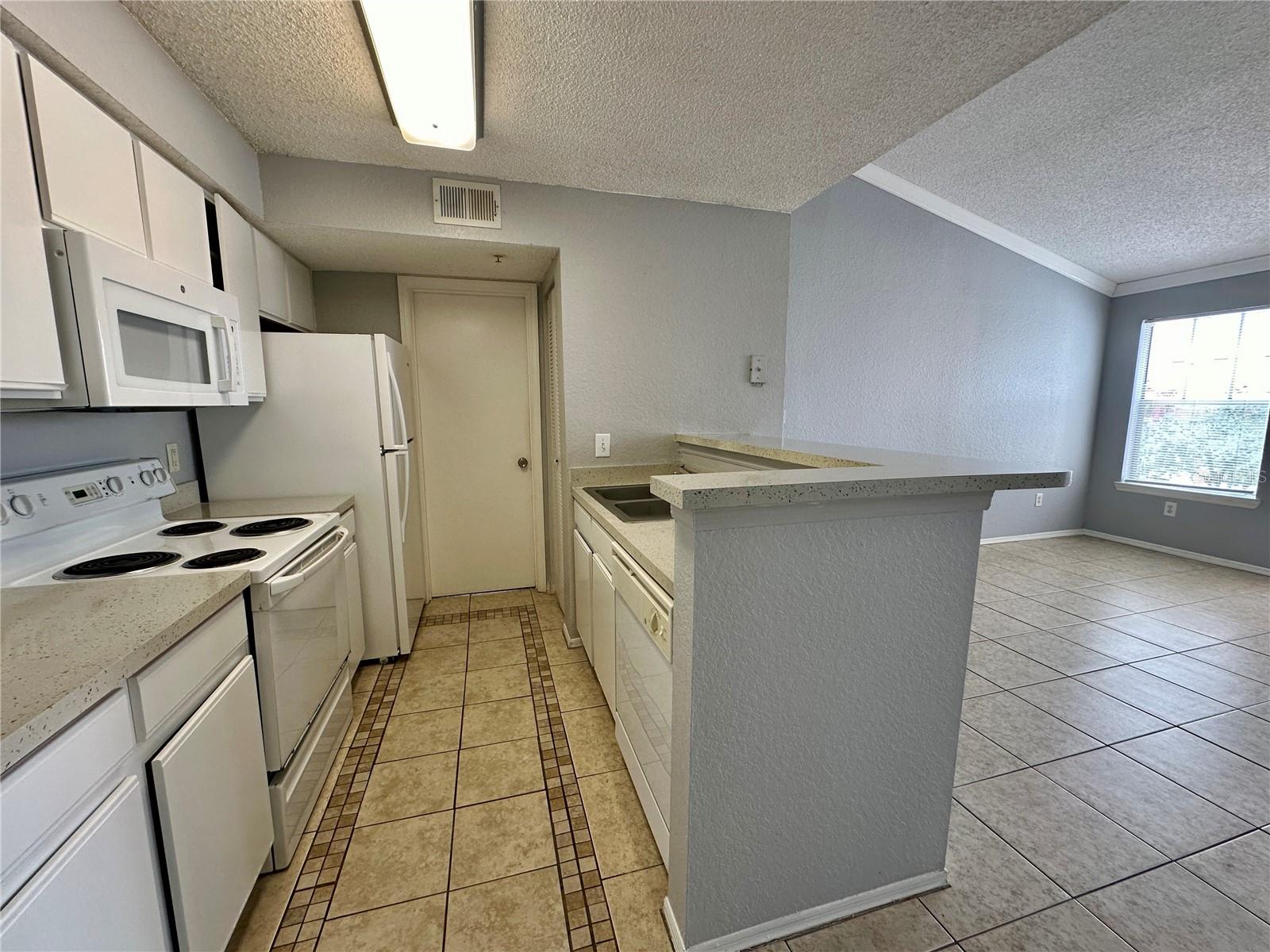 2214 Grand Cayman Court 1534