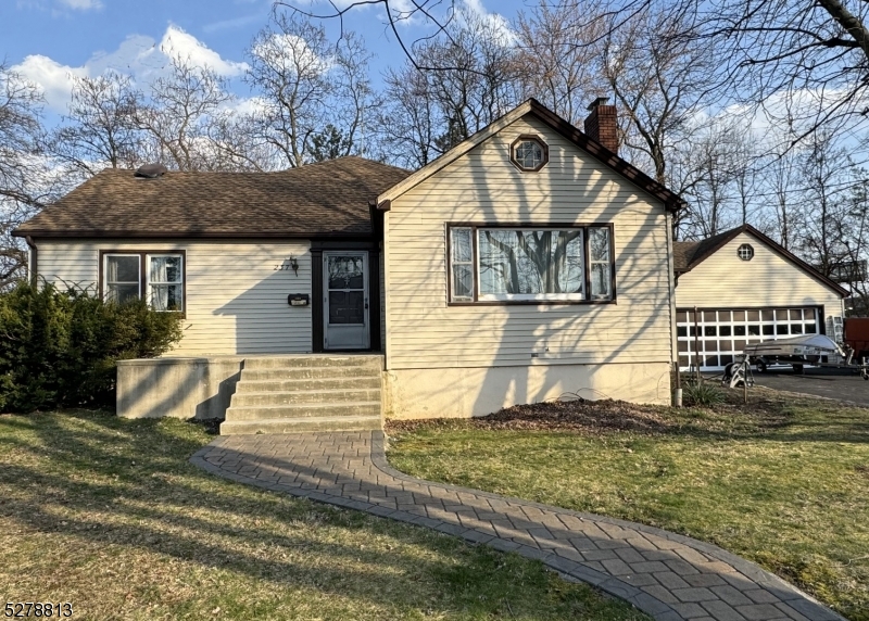 237 Jacksonville Dr, Parsippany-Troy Hills Twp., NJ
