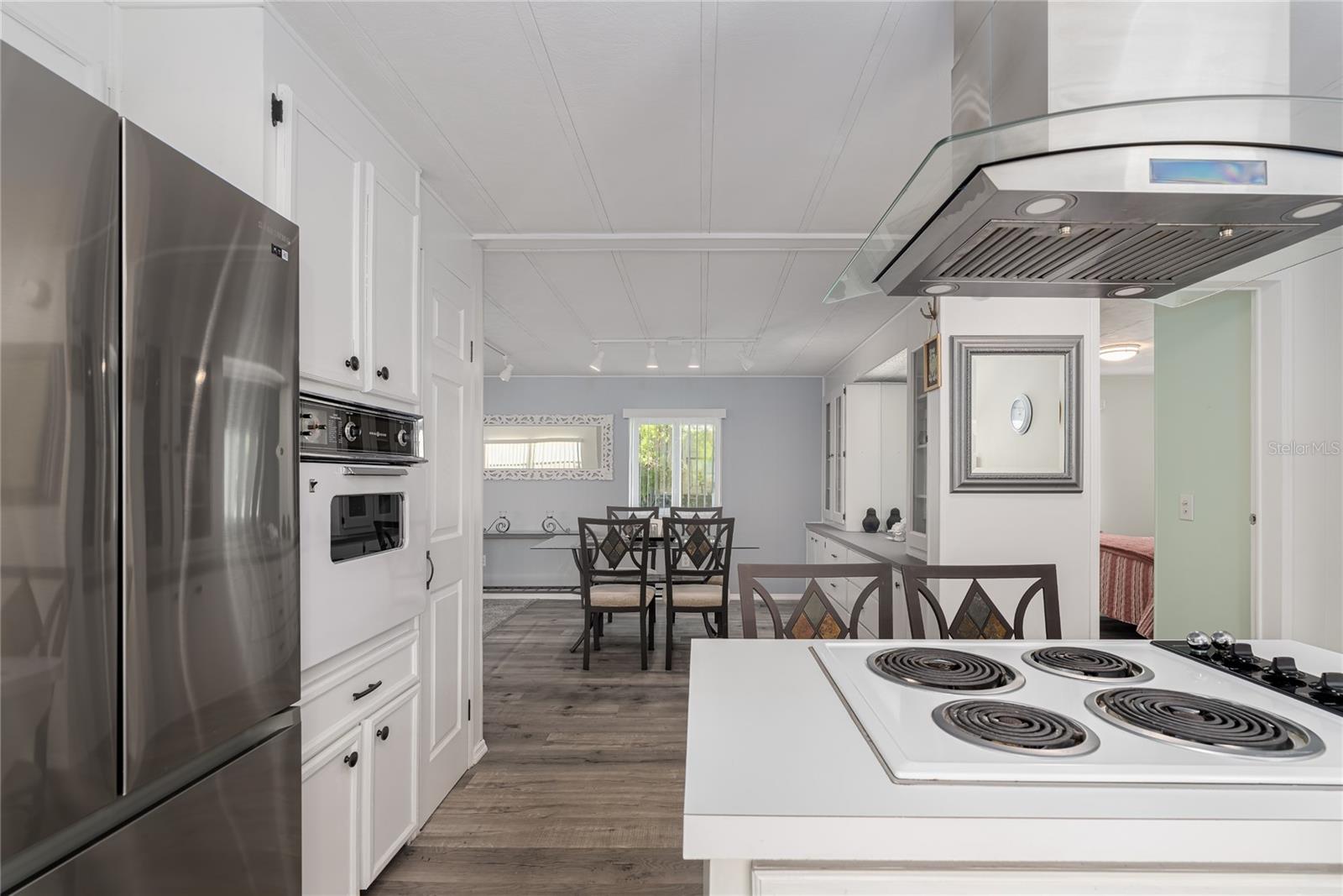 5619 Bayshore Road 218