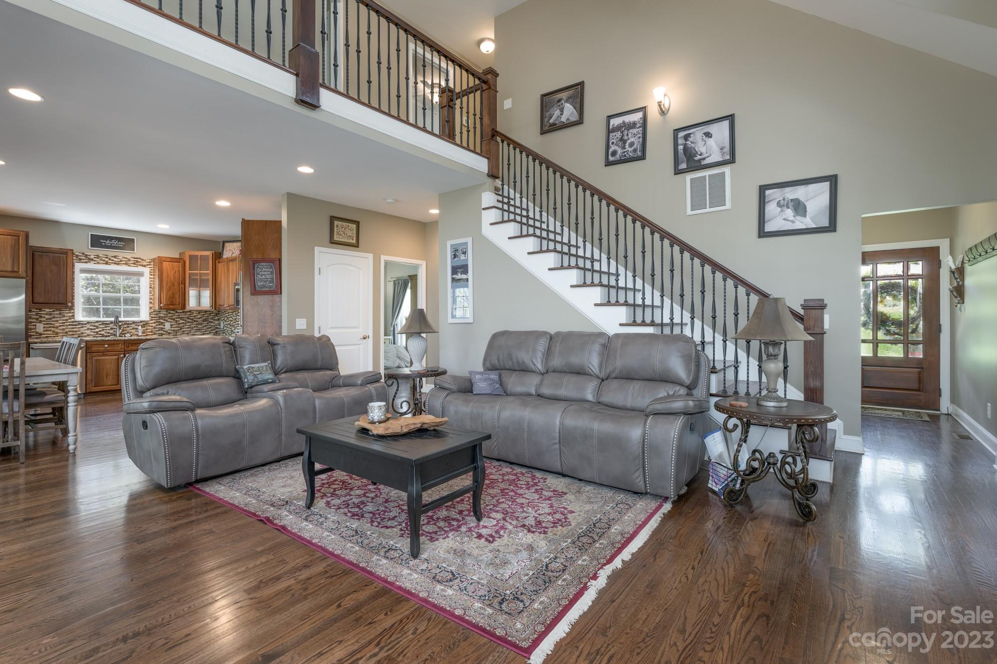 1142 Island Creek Drive