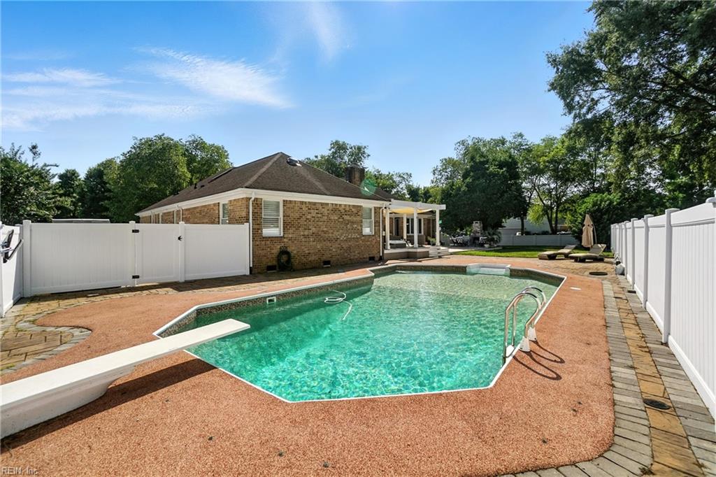 808 Santiago Point, Virginia Beach, VA 