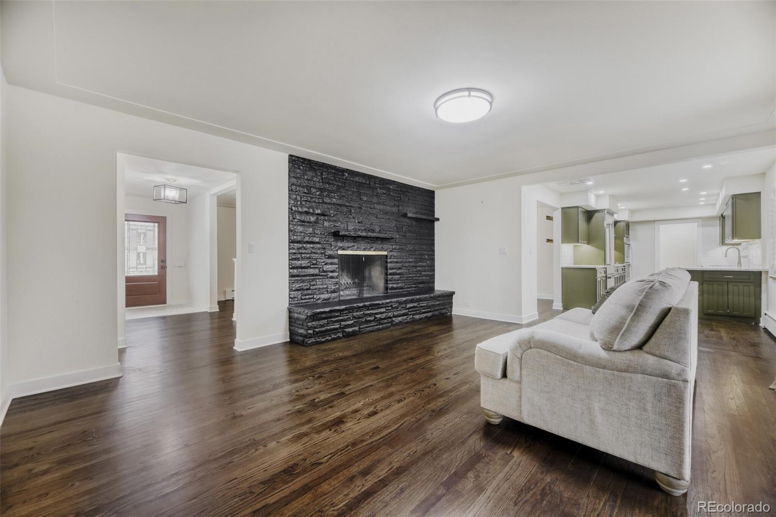 3843 S Elm Street