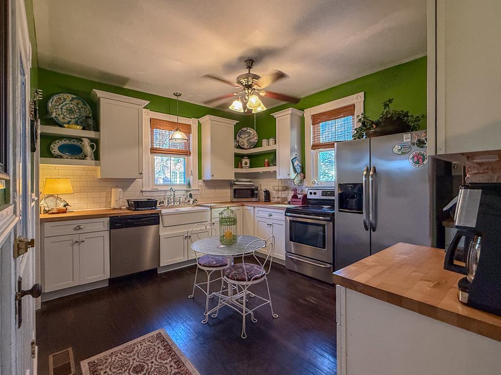 415 Randolph Ave 482
