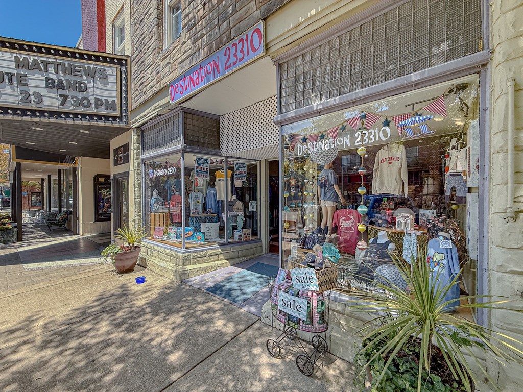 307 Mason Ave