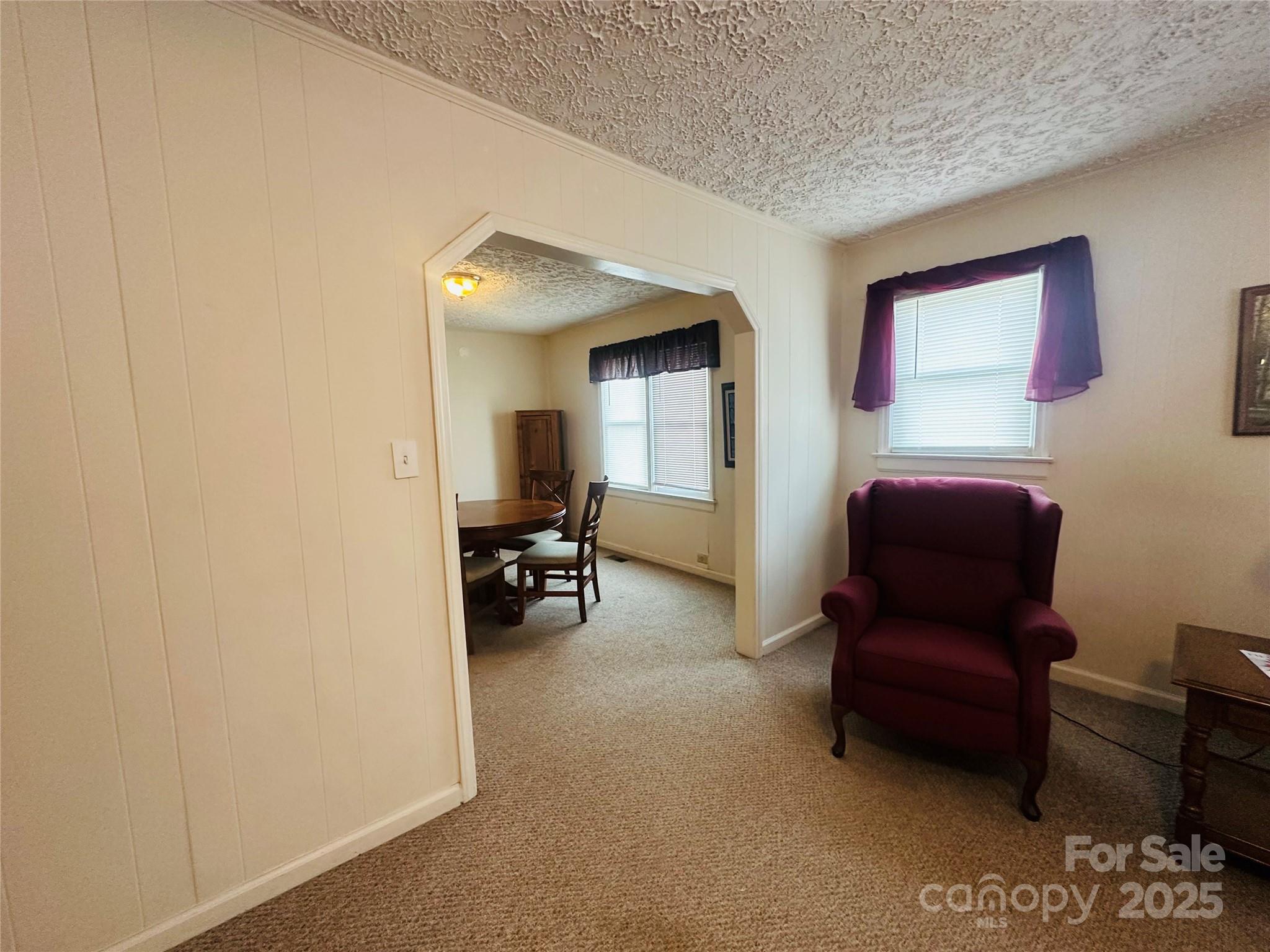 1011 Old North Road NW