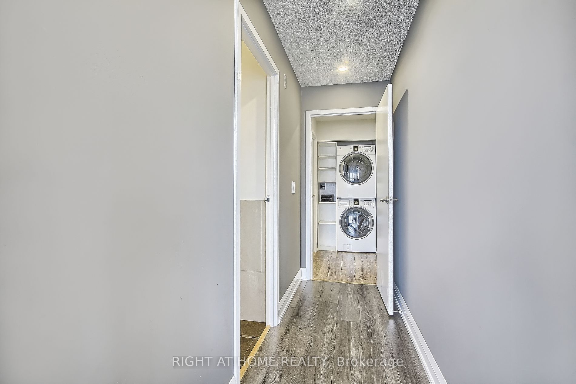 955 E O'connor Dr Ph7