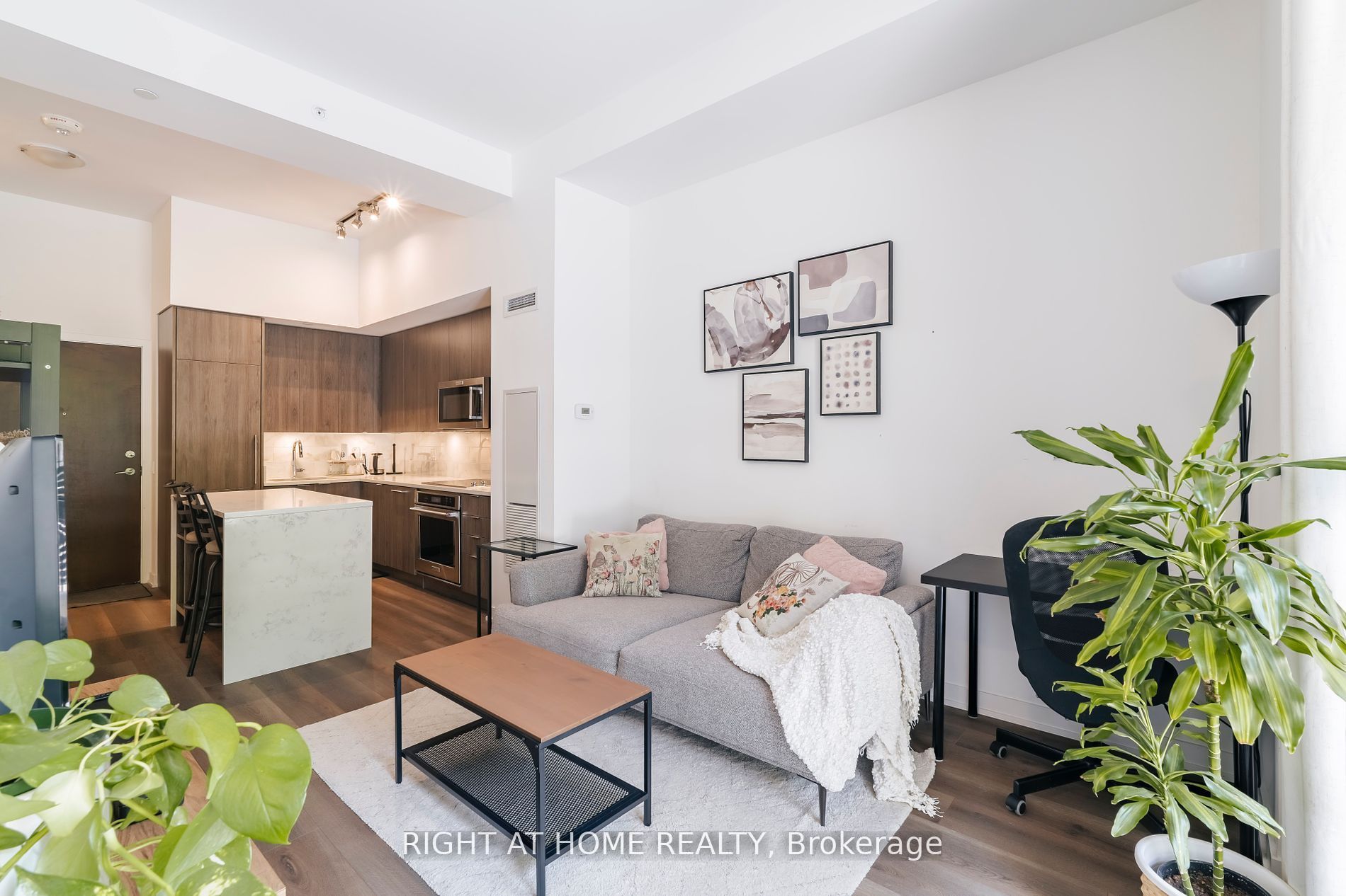 38 Iannuzzi St 111