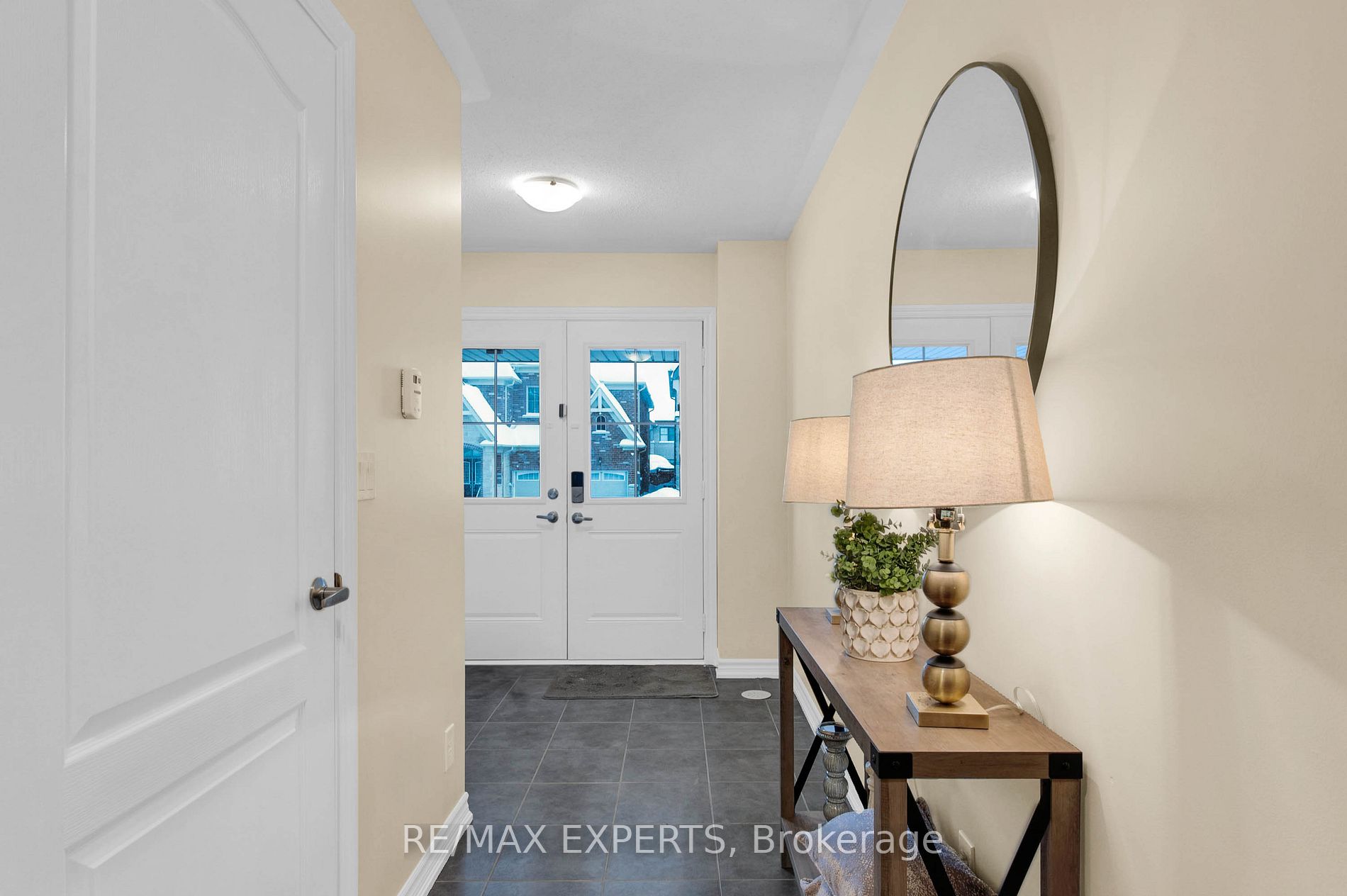 136 Alvin Pegg Dr