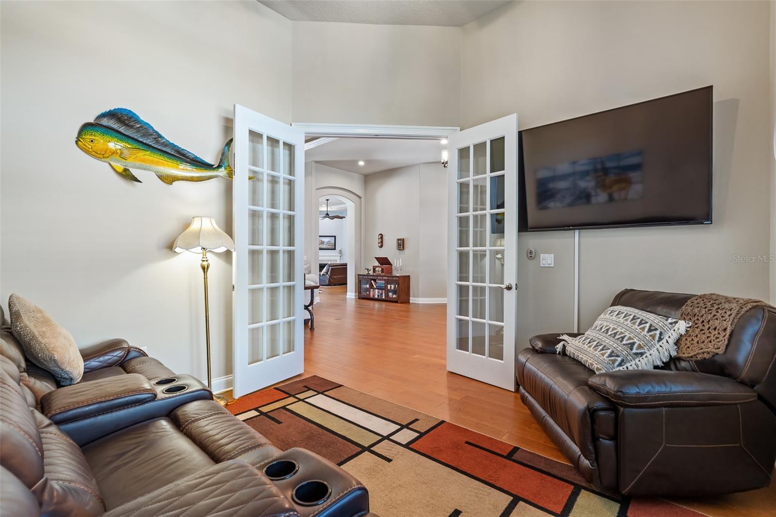 2 Humming Bird Circle