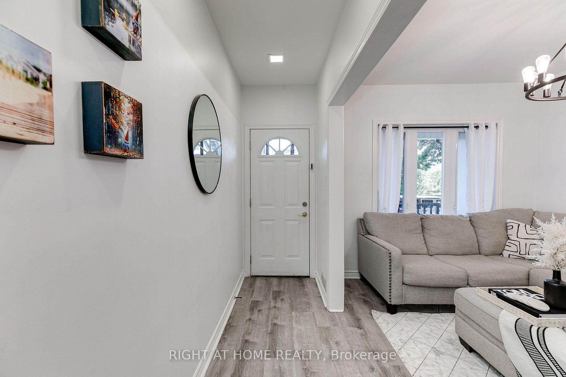 84 Rosethorn Ave