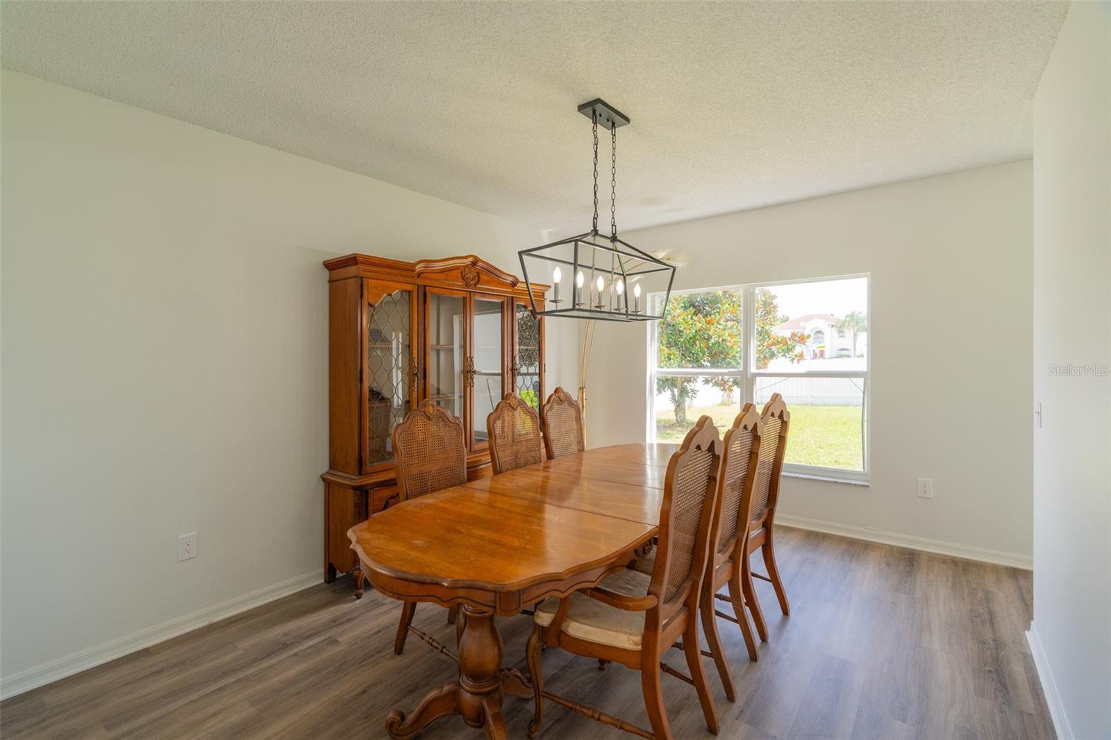 4401 Evergreen Forest Loop