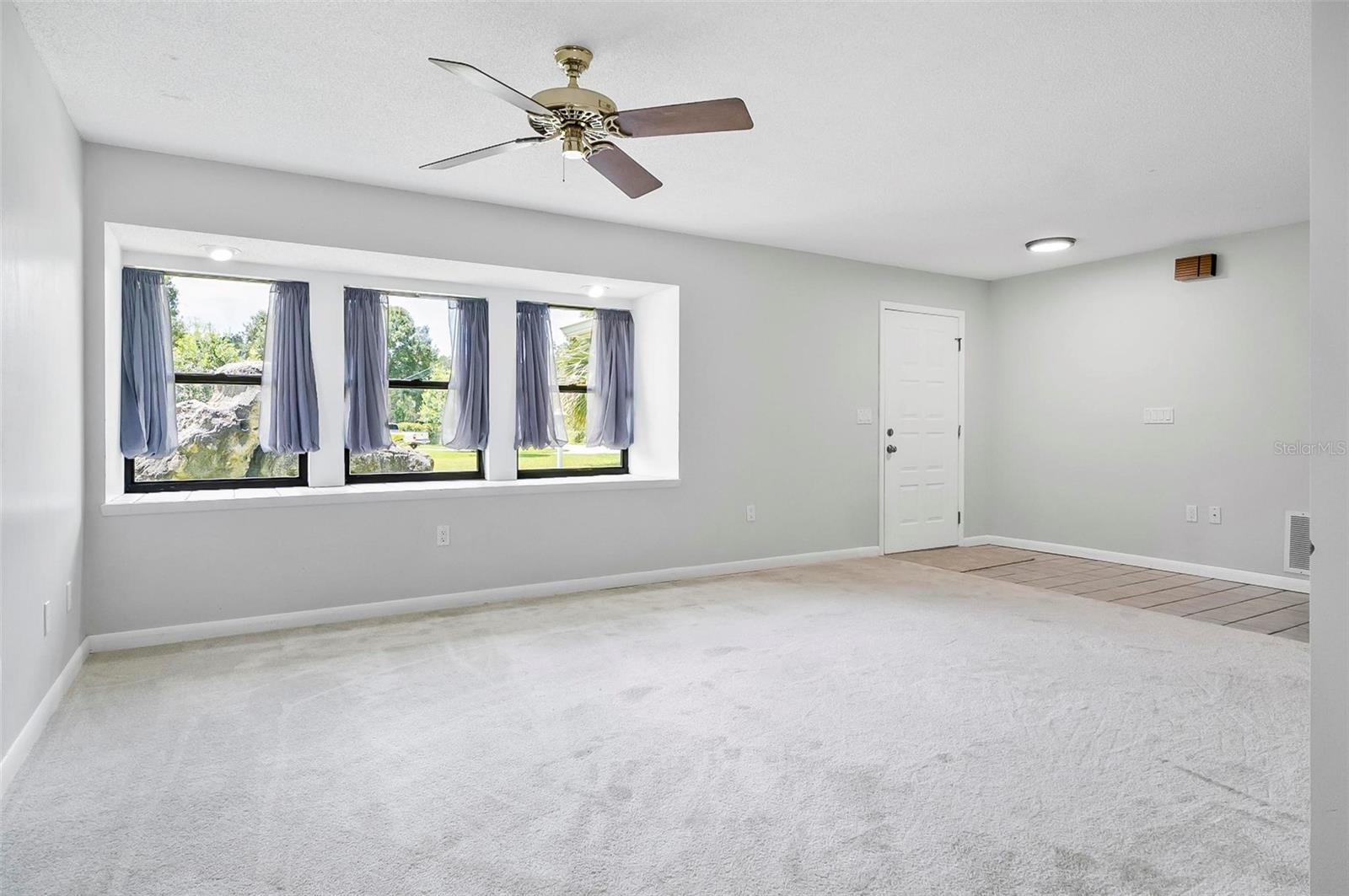 59 Zephyr Lily Trail