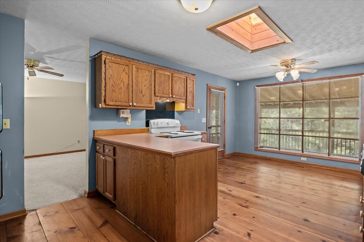 414 Valleywood Dr