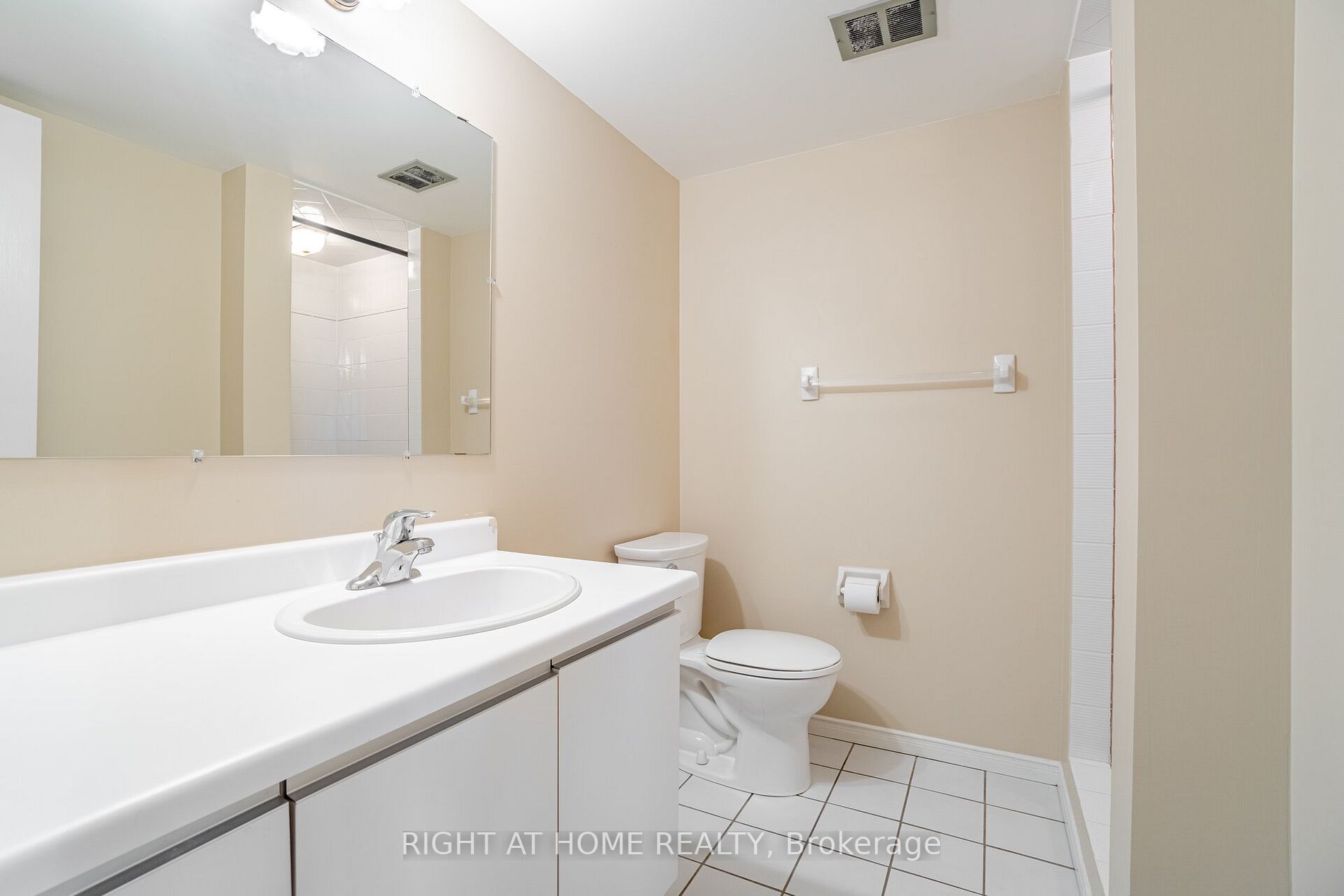 5090 Pinedale Ave 1001