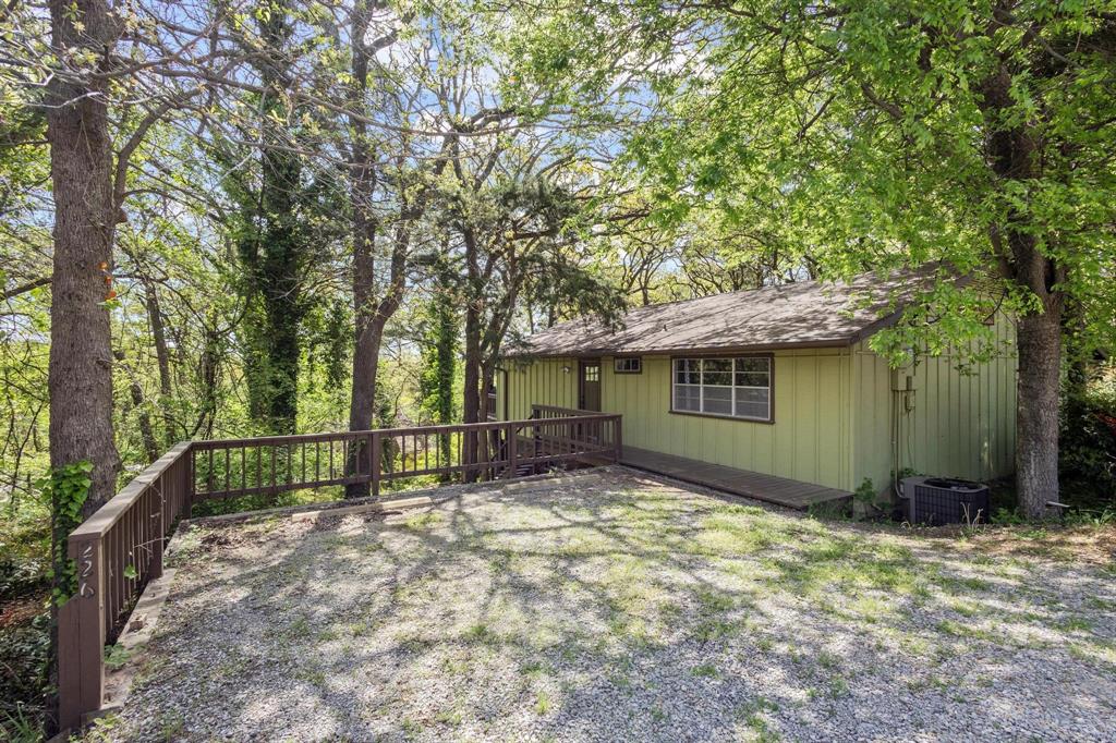 226 Cambridge Drive