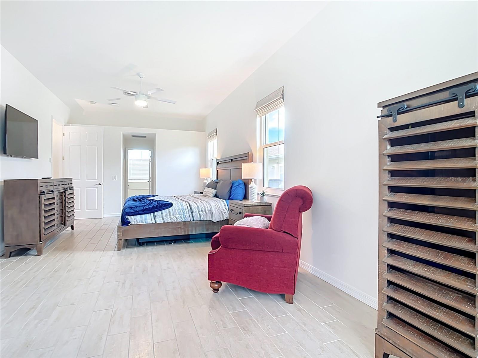 613 Boundary Boulevard