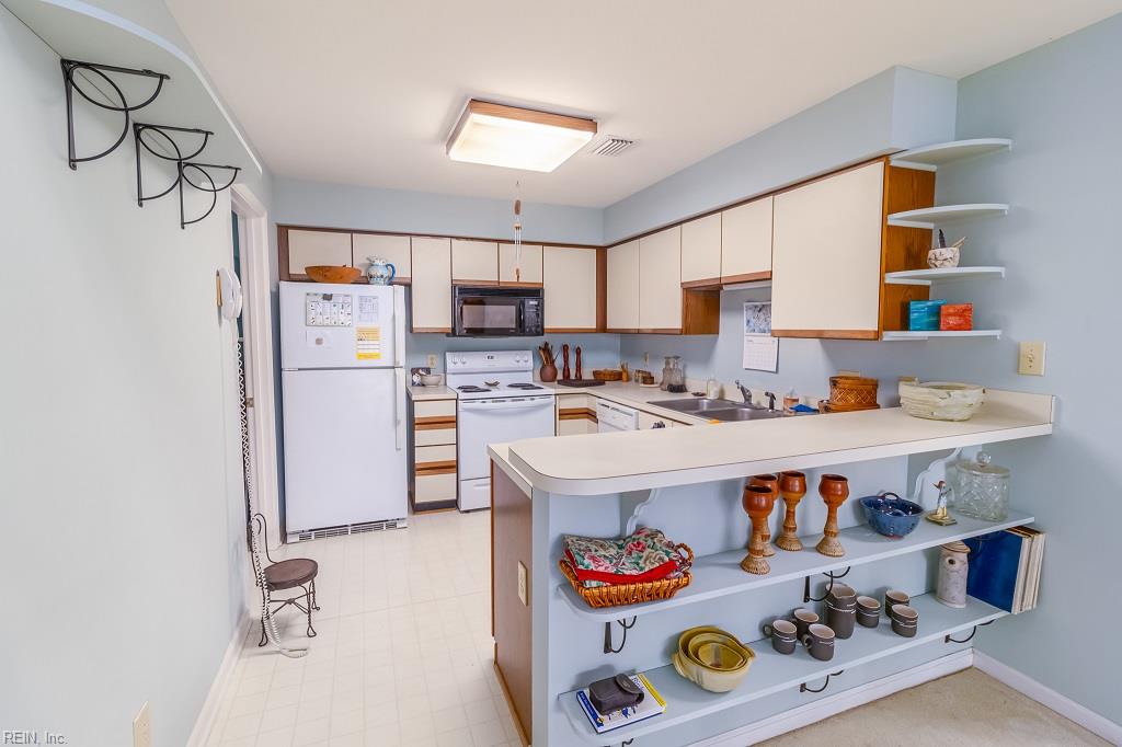393 River Forest Road