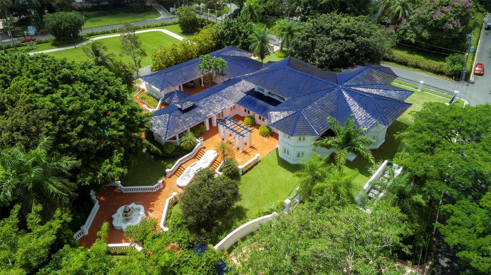 #21 Manuel Rivera Ferrer St.