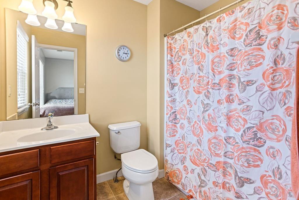 9709 N Farley Avenue