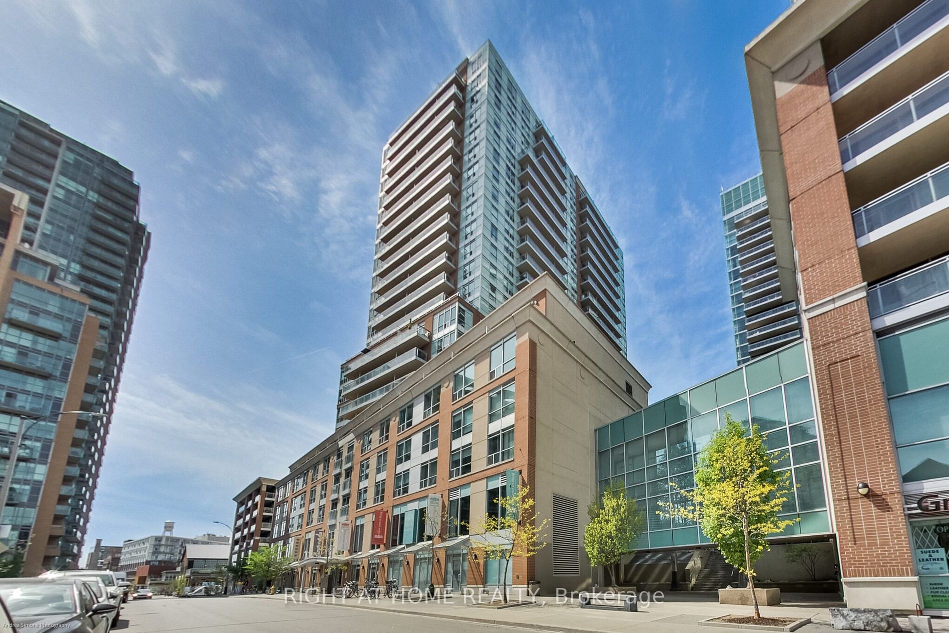 50 Lynn Williams St 1506