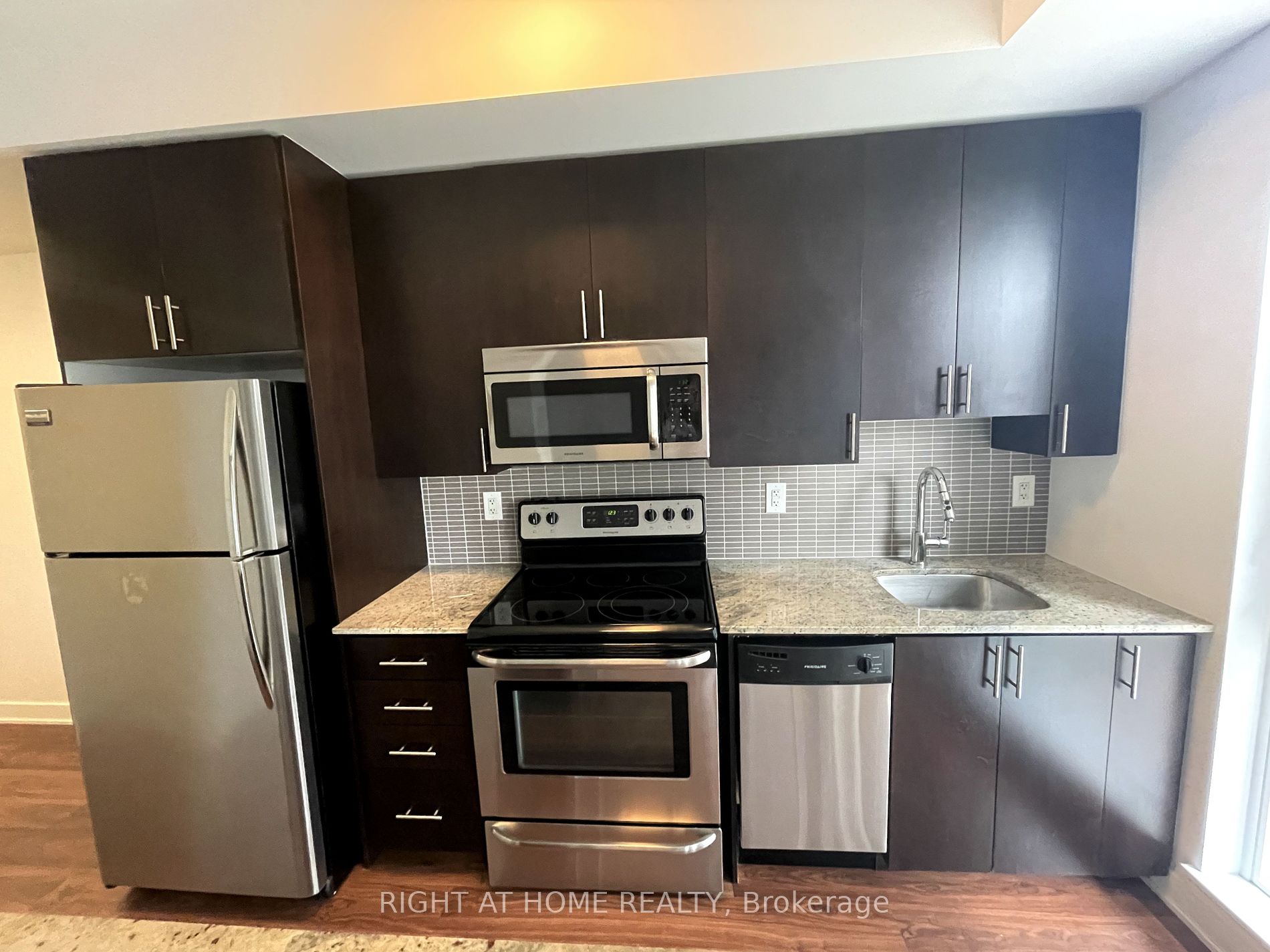 260 Sackville St 312