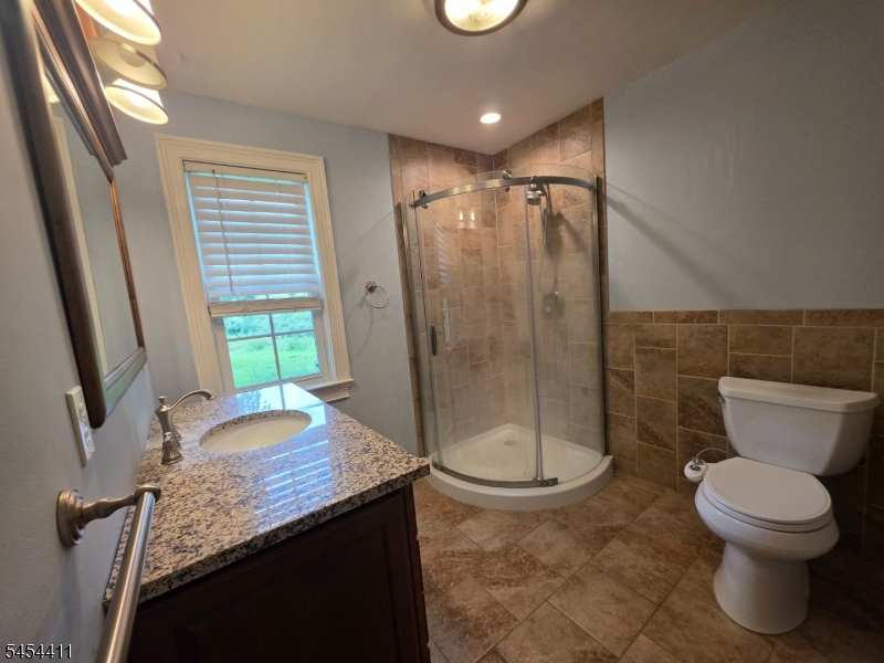 693 Townsbury Rd — photo 10 of 20