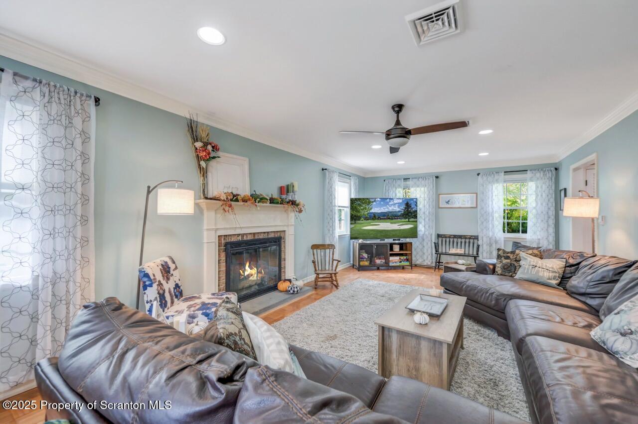 102 Apple Valley Circle L 13