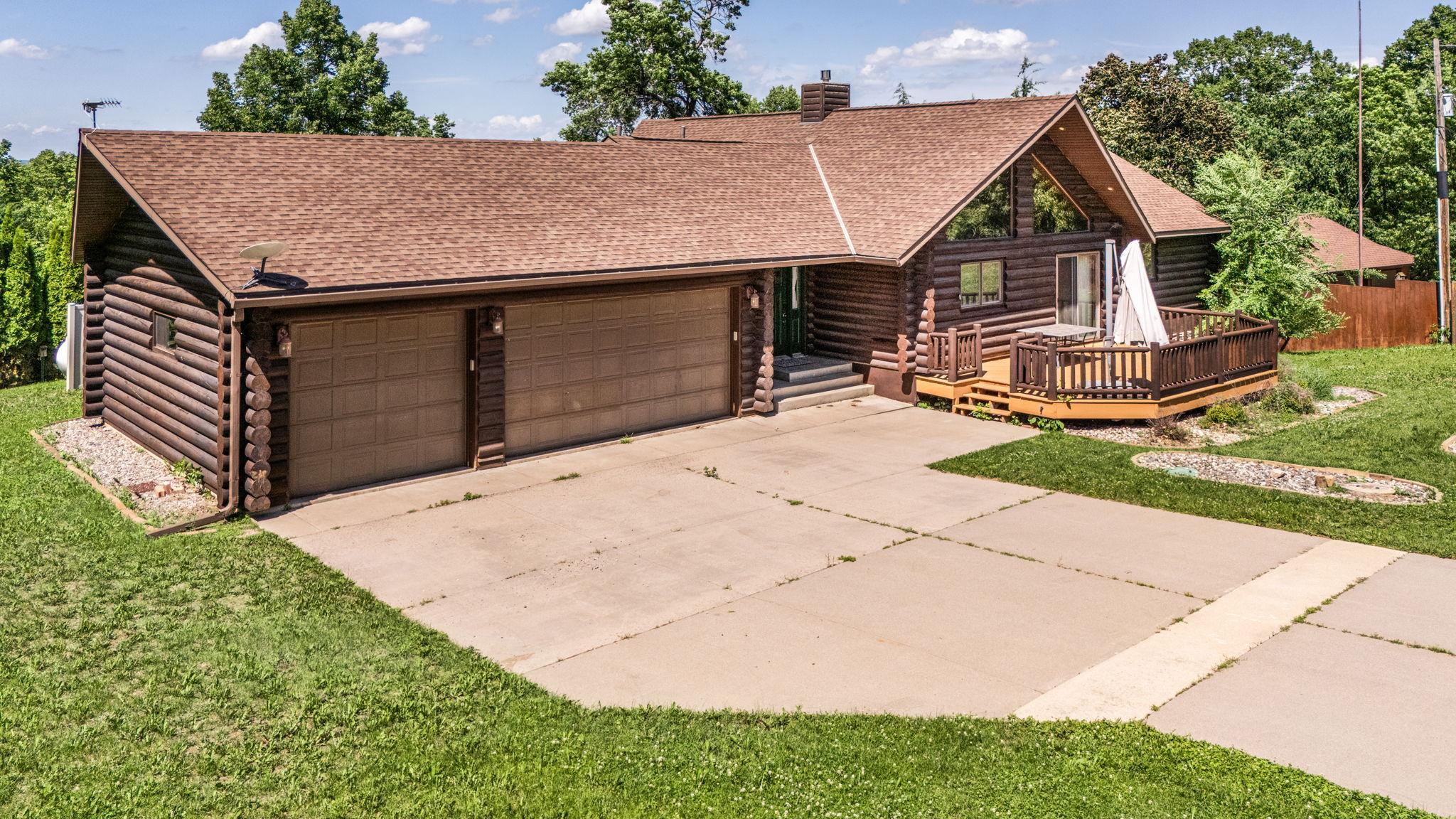 20368 Edgehill Circle