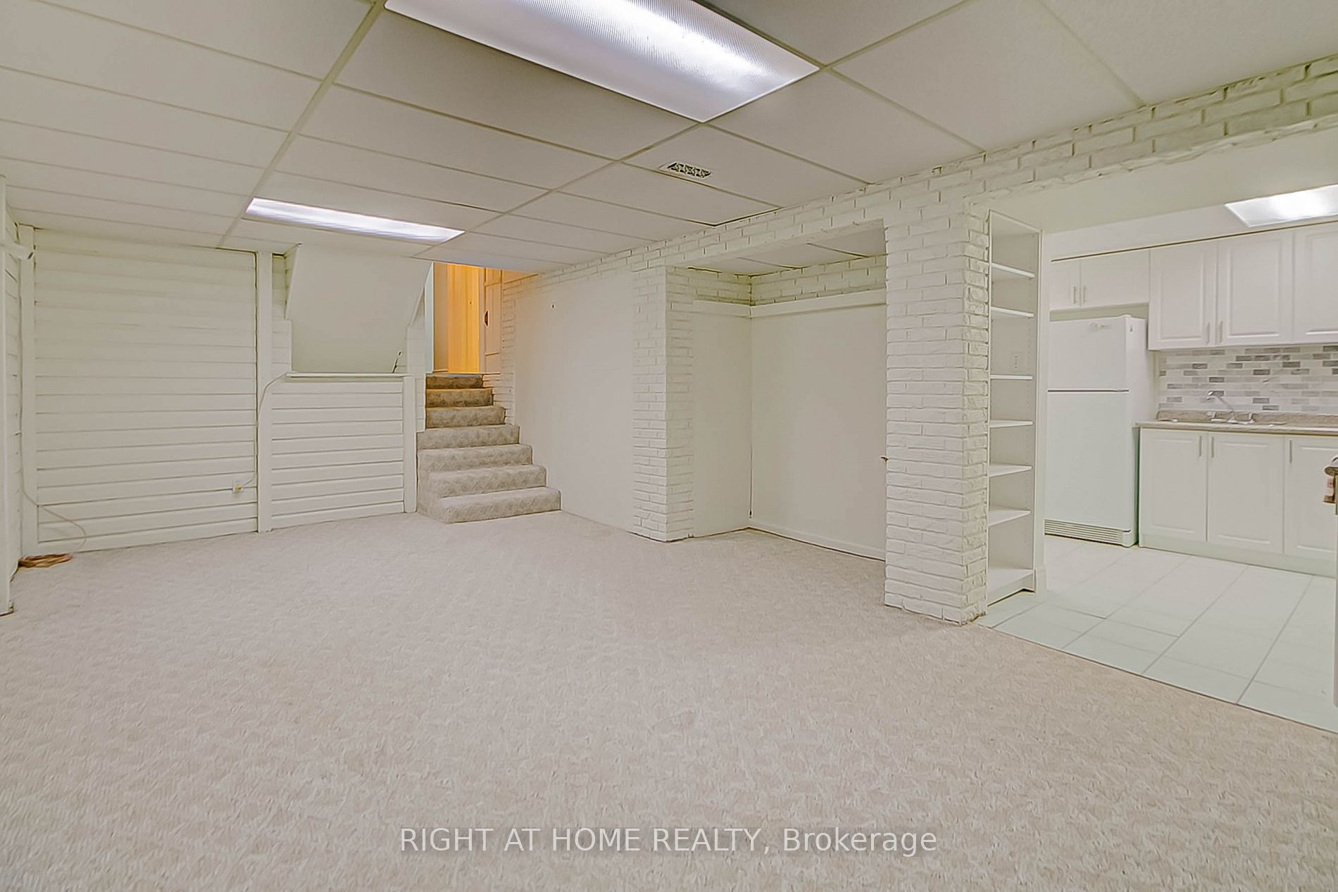 130 Cultra Sq