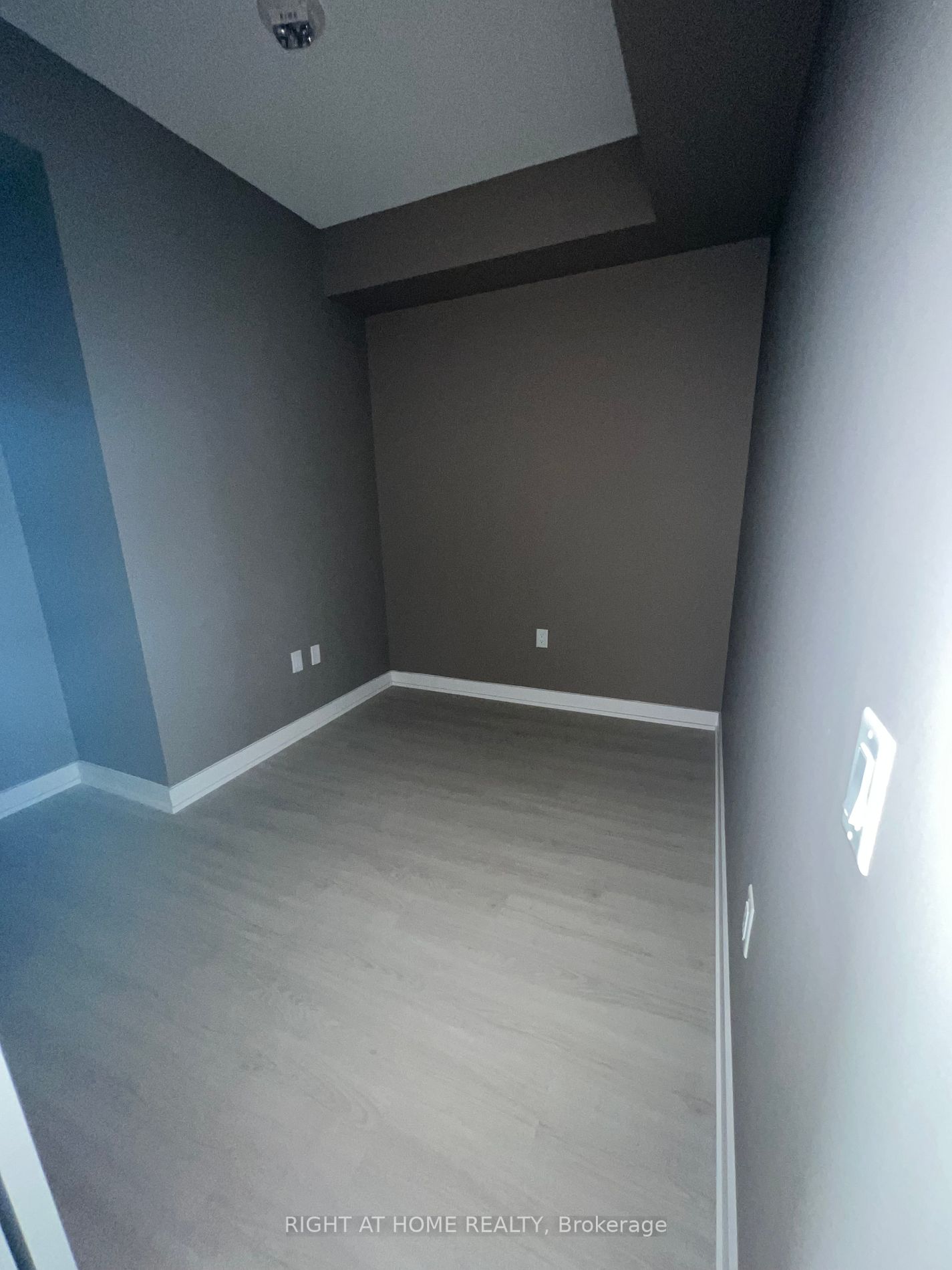 3883 Quartz Rd 2113