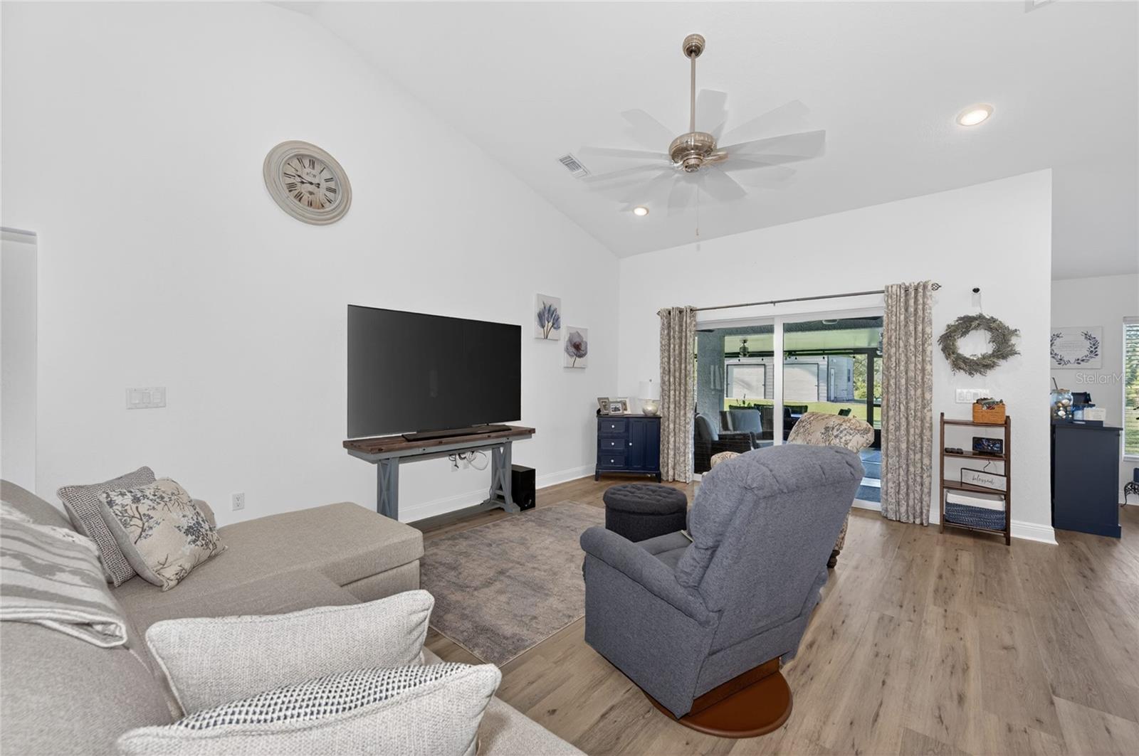 4101 Poinciana Drive