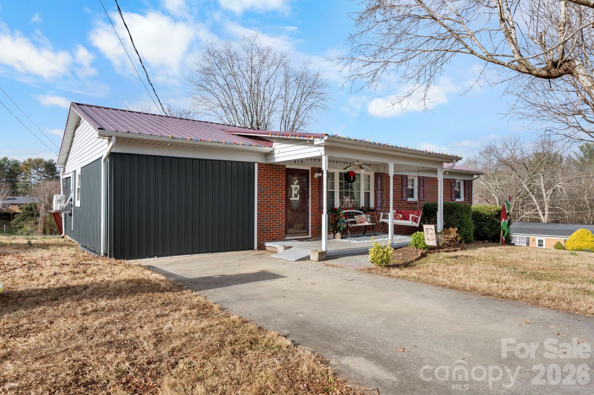 419 Hudson Heights