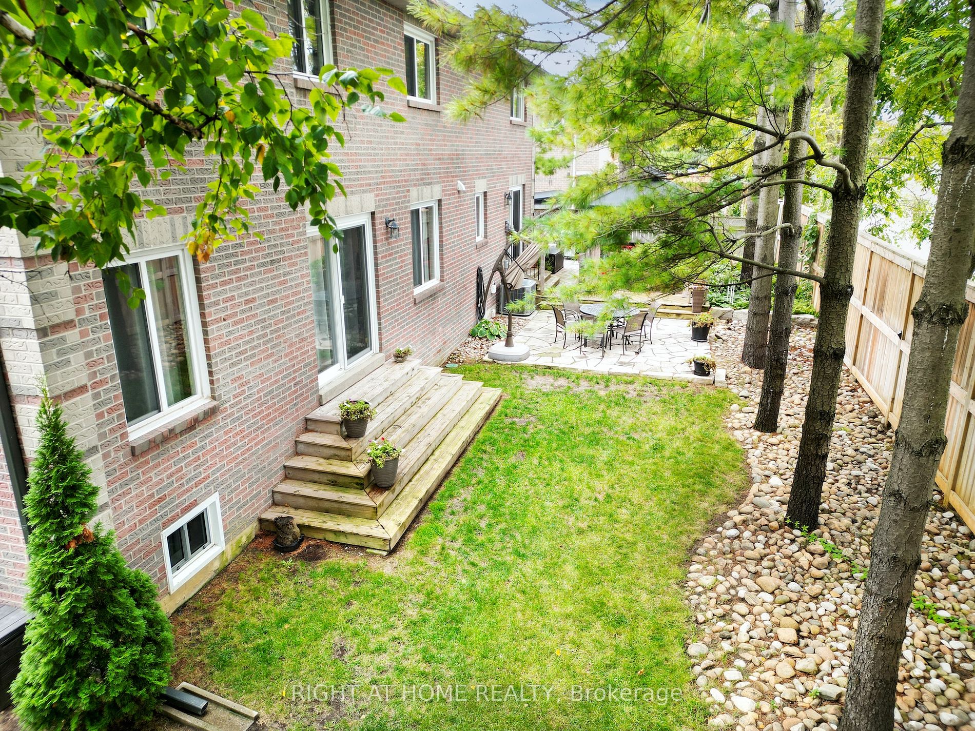 1665 Asgard Dr